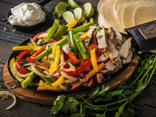 Traeger® Cast Iron Fajita Plate-1