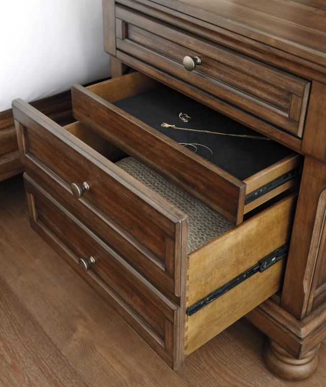 Signature Design by Ashley® Flynnter Medium Brown Nightstand-2
