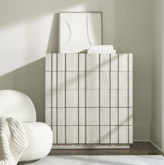 Bernhardt Living Tempo Larza Chest-1