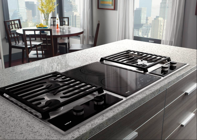 Wolf® 15" Stainless Steel Transitional Liquid Propane Cooktop-2