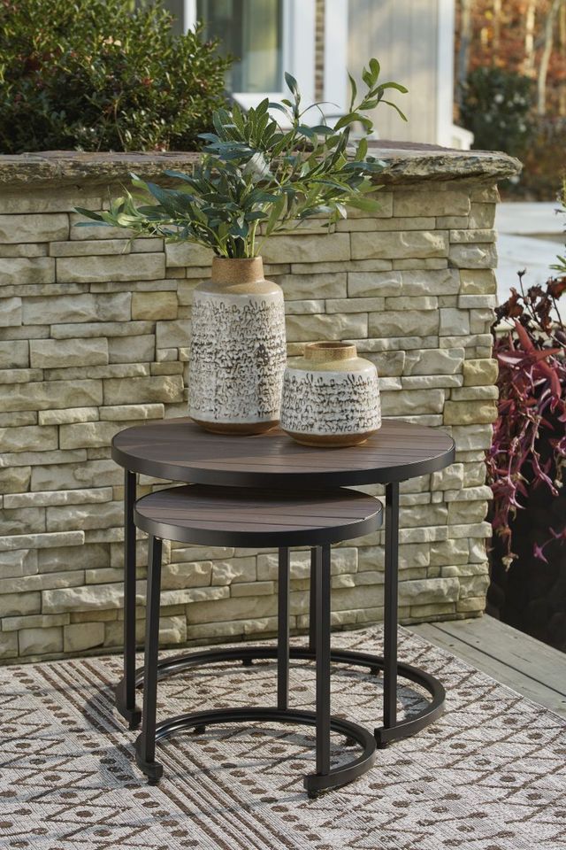Signature Design by Ashley® Ayla 2-Pieces Brown Nesting End Tables Set with Black Metal Base-4