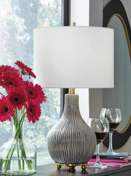 Signature Design by Ashley® Judlen Gray Table Lamp with Gold Accent-2