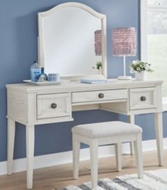 Signature Design by Ashley® Robbinsdale Antique White Mirrored Vanity with Bench