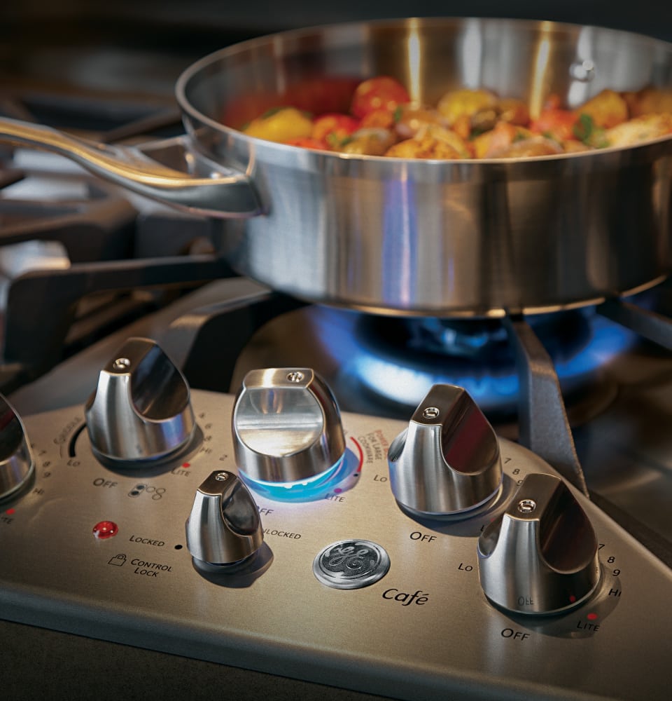Café Gas Cooktop - Thumbnail 2