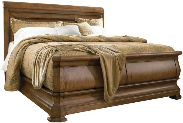 Universal Explore Home Lou Louie P's Sleigh Bedroom Set