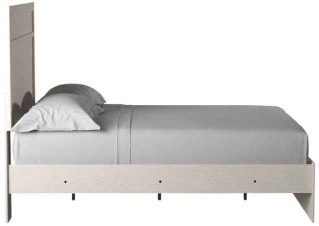 Signature Design by Ashley® Stelsie White Queen Panel Bed-2