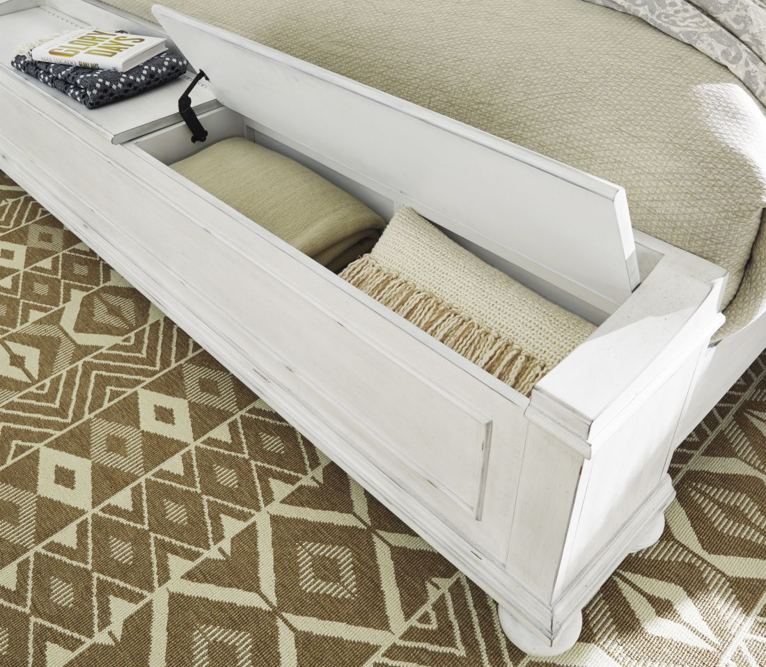 Benchcraft® Kanwyn Whitewash King Storage Panel Bed