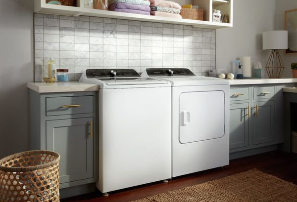 Whirlpool White Laundry Pair