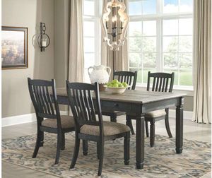 Signature Design by Ashley® Tyler Creek 5-Piece Black/Gray Dining Table Set