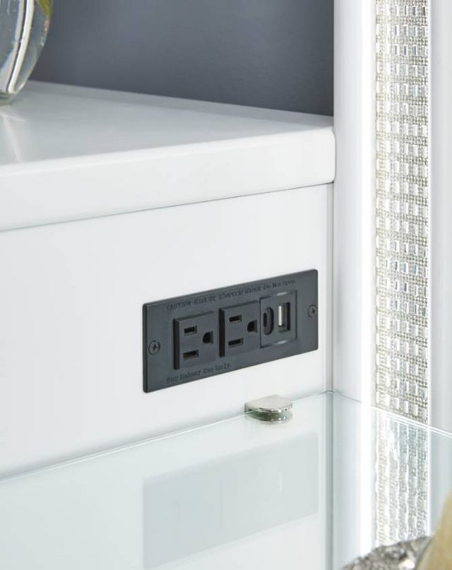 Signature Design by Ashley® Chalanna 2-Piece White Vanity Set-6