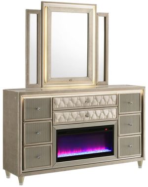 Click to view more images of the product.