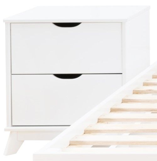 Powell® Portix 3-Piece White Queen Simple Bedroom Set-2