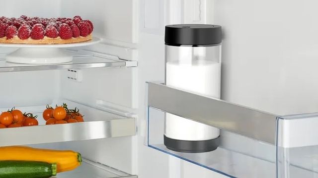 Bosch® Attached Milk Container-4