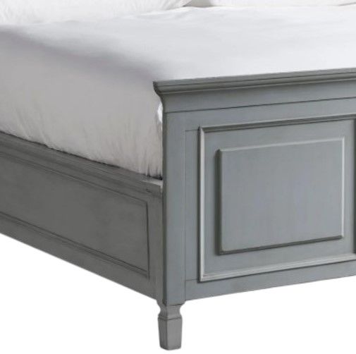 Universal Explore Home™ Summer Hill French Gray Queen Panel Bed-2
