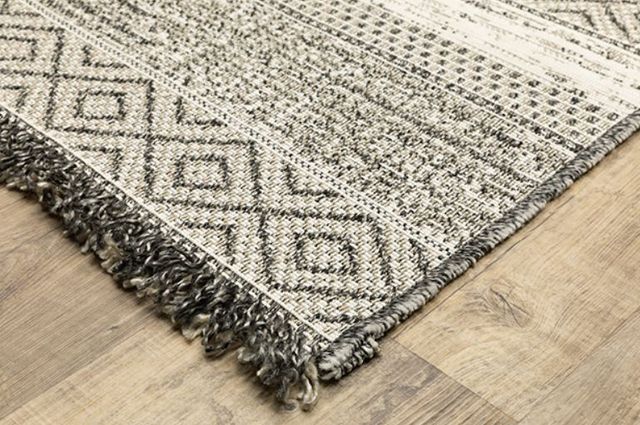 Oriental Weavers™ Gillian 5'x7' Style 3 Area Rug-3