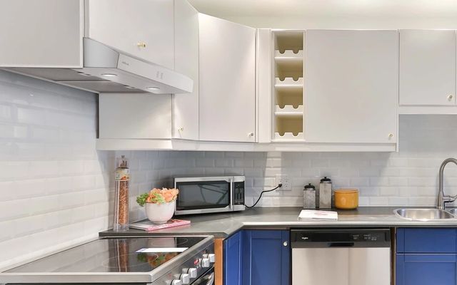 Elica Aria Nuova Comfort Bellagio Series Stainless Steel 30" Under Cabinet Range Hood with 4-Speed-4