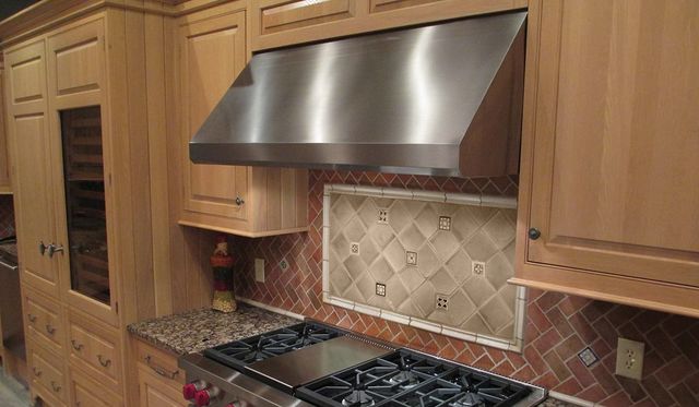 Faber Hoods Maestrale 18 Series 48" Stainless Steel Under Cabinet Range Hood-3