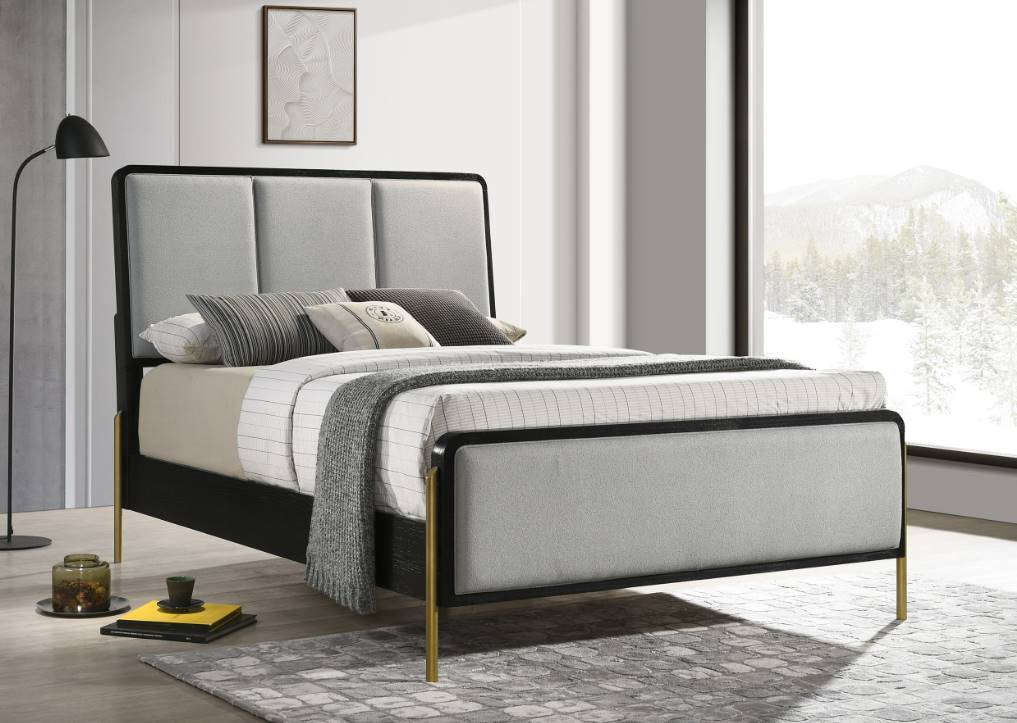 Coaster® Arini Black/Grey Eastern King Panel Bed with