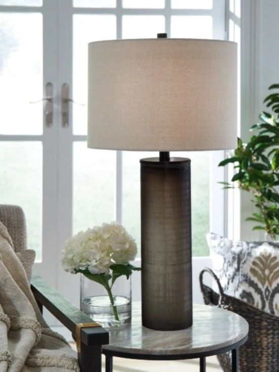 Signature Design by Ashley® Dingerly Brown Table Lamp-1