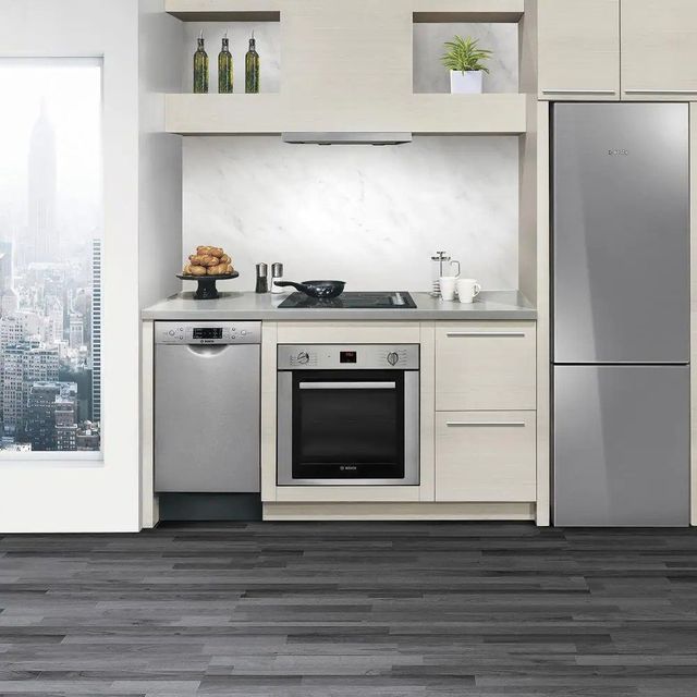 Bosch® 500 Series 24" Black Electric Cooktop-3