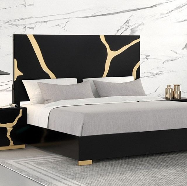 Furniture of America® Goldsberg Black/Gold King Panel Bed-0