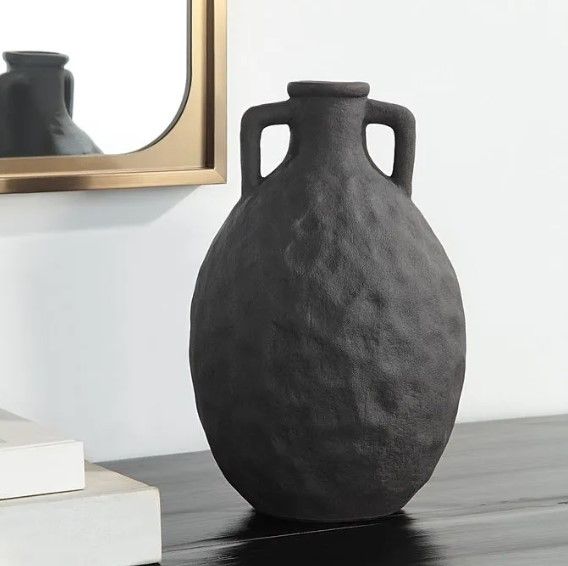 Renwil® Fox Matte Black Vase-4