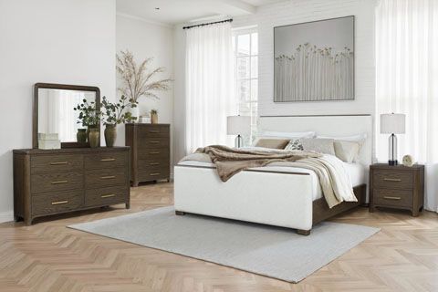 Signature Design by Ashley® Radkin Burnished Brown 5-Drawer Chest-3