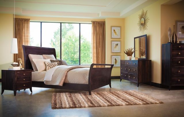 Mavin Customizable Adrienne High Footboard King Sleigh Bed-1