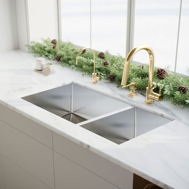 ZLINE Autograph Edition Polished Gold Gemini Pull Down Single Handle Kitchen Faucet-2