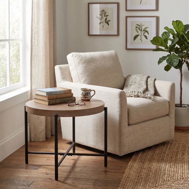 Sunny Designs™ Durango Weathered Brown Round End Table with Black Metal Base -1