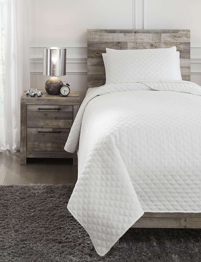 Signature Design by Ashley® Ryter White King Coverlet Set-3
