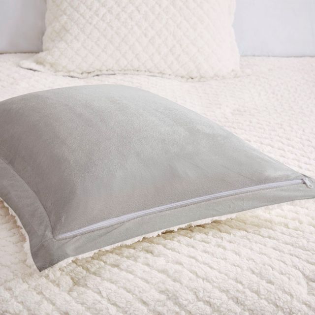 Olliix by Madison Park Adler Ivory and Grey King Reversible Textured Sherpa to Faux Mink Comforter Set-2