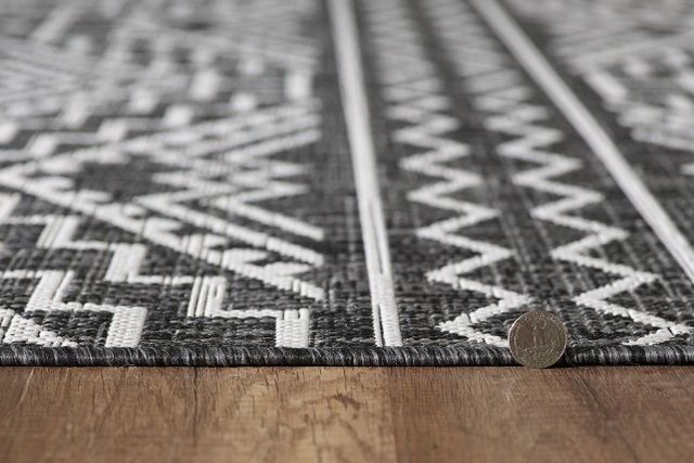 KAS Rugs Provo Black Quinn 5'x8' Area Rug-1