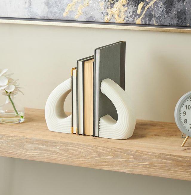 Deco Marche 2-Piece White Heart Inspired Decorative Bookends with Shimmer Details Set-3