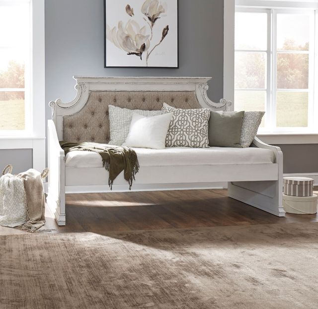 Liberty Furniture Magnolia Manor Antique White/Taupe Twin Youth Daybed-1