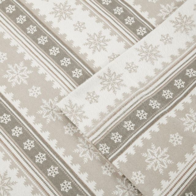 Olliix by Woolrich Tan Snowflake Queen Flannel Cotton Sheet Set-1
