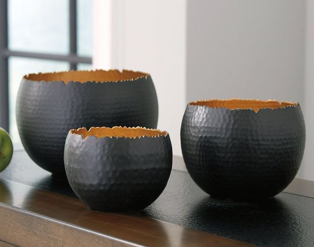 Signature Design by Ashley® Claudine Black/Gold Black/Gold Bowl Set-1