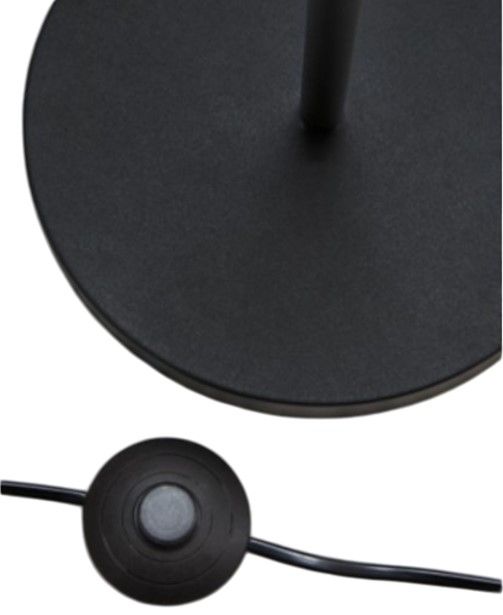 Signature Design by Ashley® Abanson Black Floor Lamp-2