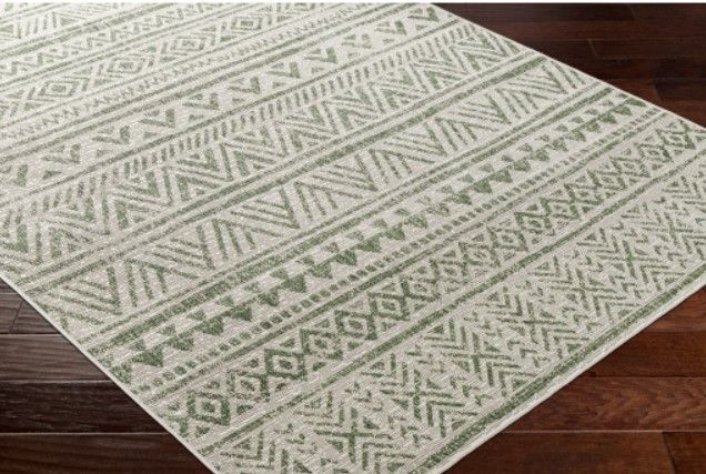 Surya Eagean Green 4'x6' Area Rug-3
