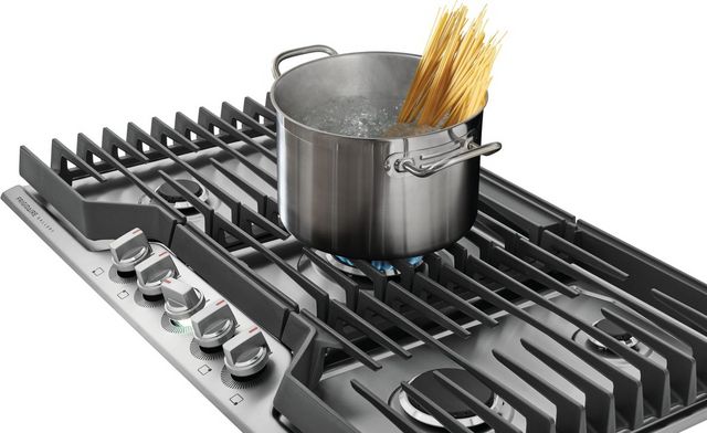 Frigidaire Gallery® 36" Stainless Steel Gas Cooktop-8