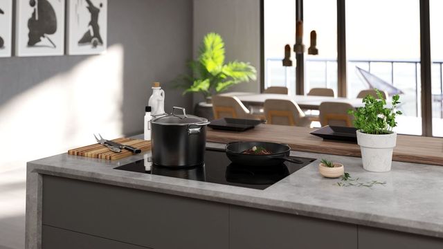 Elica Cooking Series Volta 24" Black Glass Induction Cooktop-3