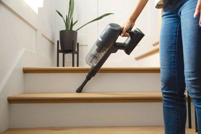 Electrolux Ultimate800™ Denim Blue Multi-Surface Stick Vacuum -2