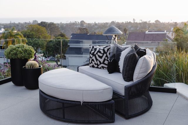 Sunset West Milano Charcoal Gray Aluminum/Olefin Rope Outdoor Daybed with Echo Ash Cushion-3
