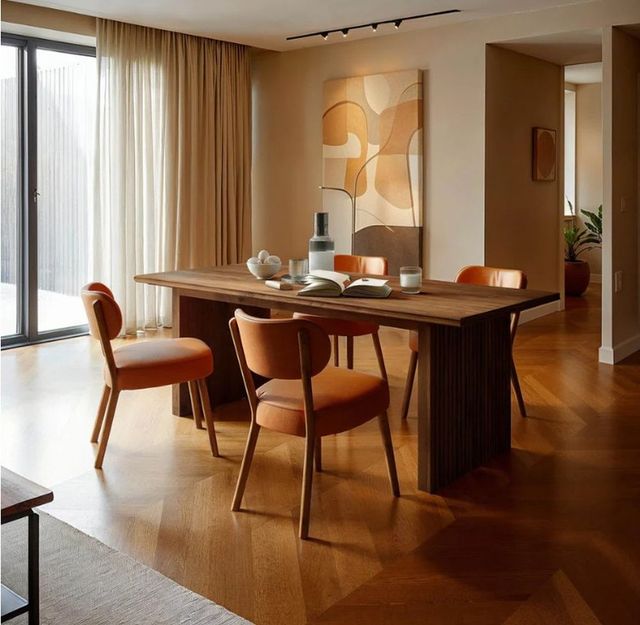 LH Home Britanica Dining Table-2