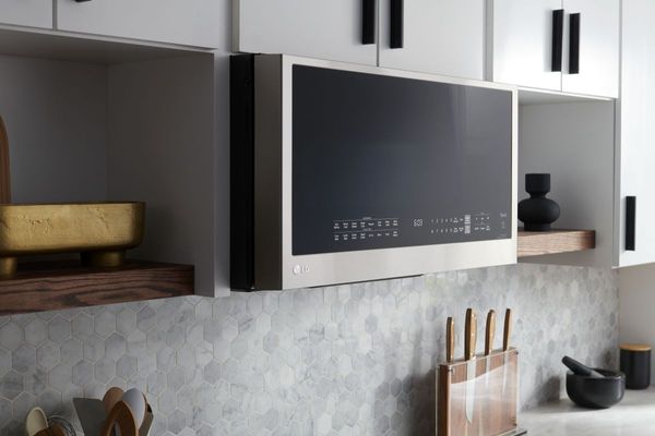  LG 1.7 Cu. Ft. PrintProof™ Stainless Steel Over The Range Microwave