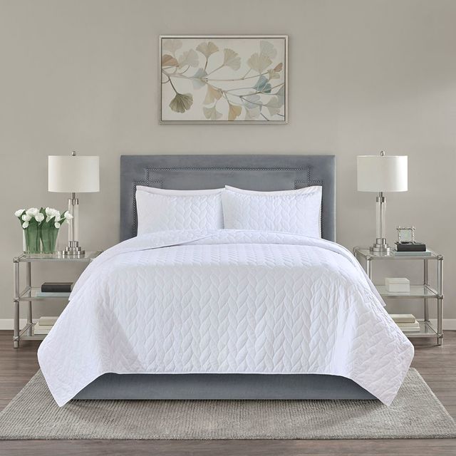 Olliix by Madison Park 3 Piece White King/California King Noel Reversible Coverlet Set-1