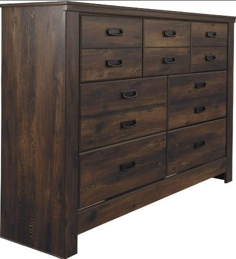 Signature Design by Ashley® Quinden 4-Piece Dark Brown Queen Panel Bed Set-2