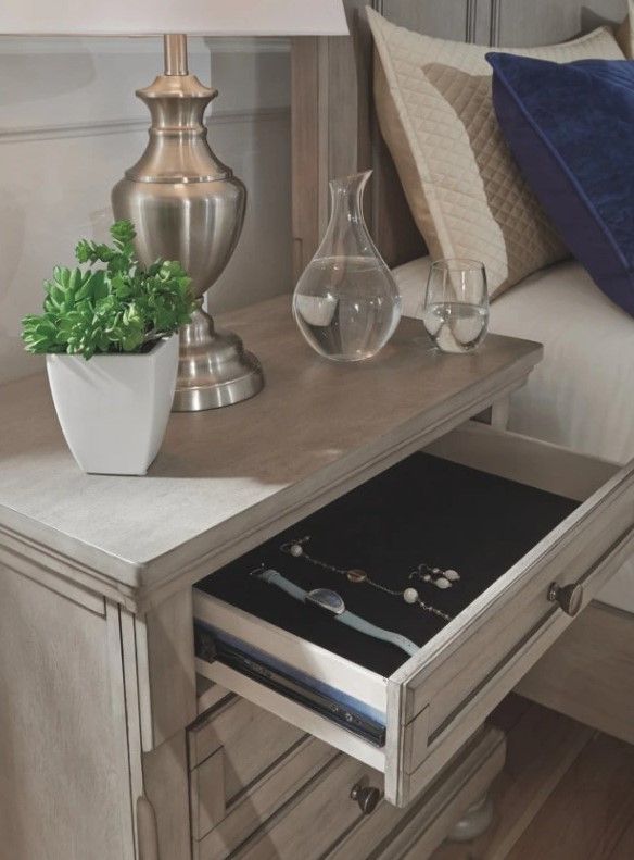 Signature Design by Ashley® Lettner Light Gray Nightstand-1