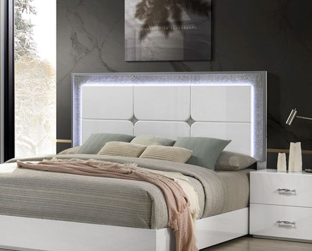 Furniture of America® Stoholm White Queen Panel Bed-2