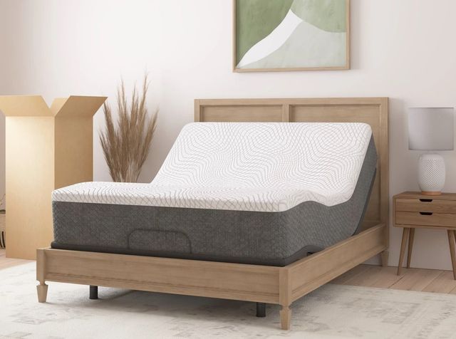 Sherwood® Bedding XXV Selene Doce 12" Gel Memory Foam Medium Tight Top California King Mattress in a Box-2